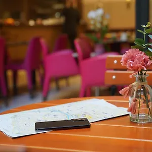 https://best-western-au-trocadero.fr-paris.fr